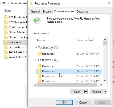 Recover permanently lost files in Windows 10 with File History
