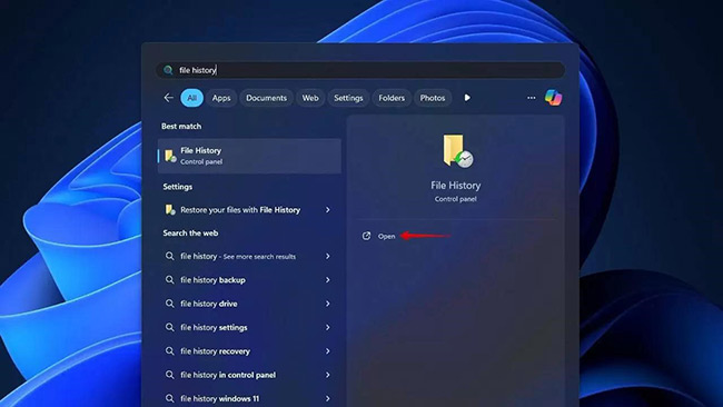 using a File History backup in Windows