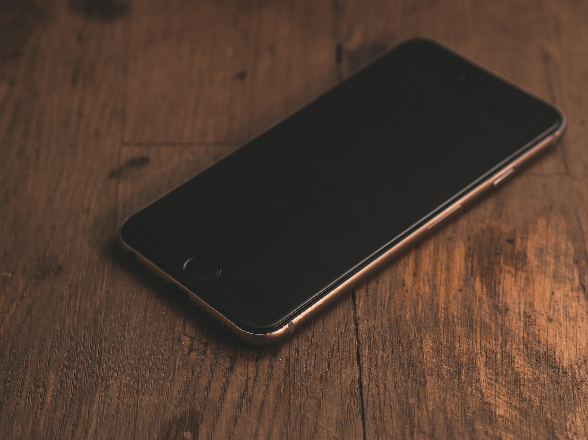 5 Best Solutions to Fix iPhone Black Screen of death