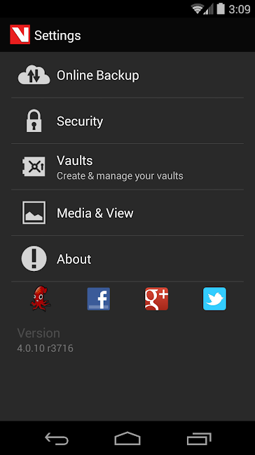 Vaulty app Settings screen to hide Android photos