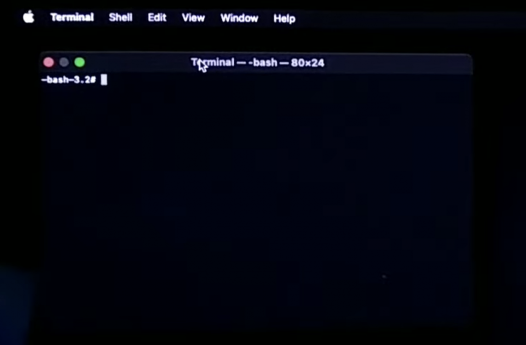 Terminal > sudo diskutil unmountDisk /dev/disks1