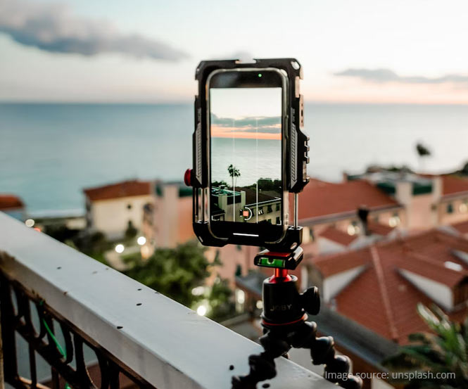 Tripod or hold your iPhone properly